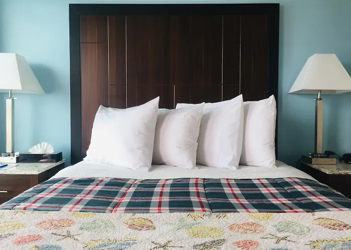 Dolphin Cove Motel