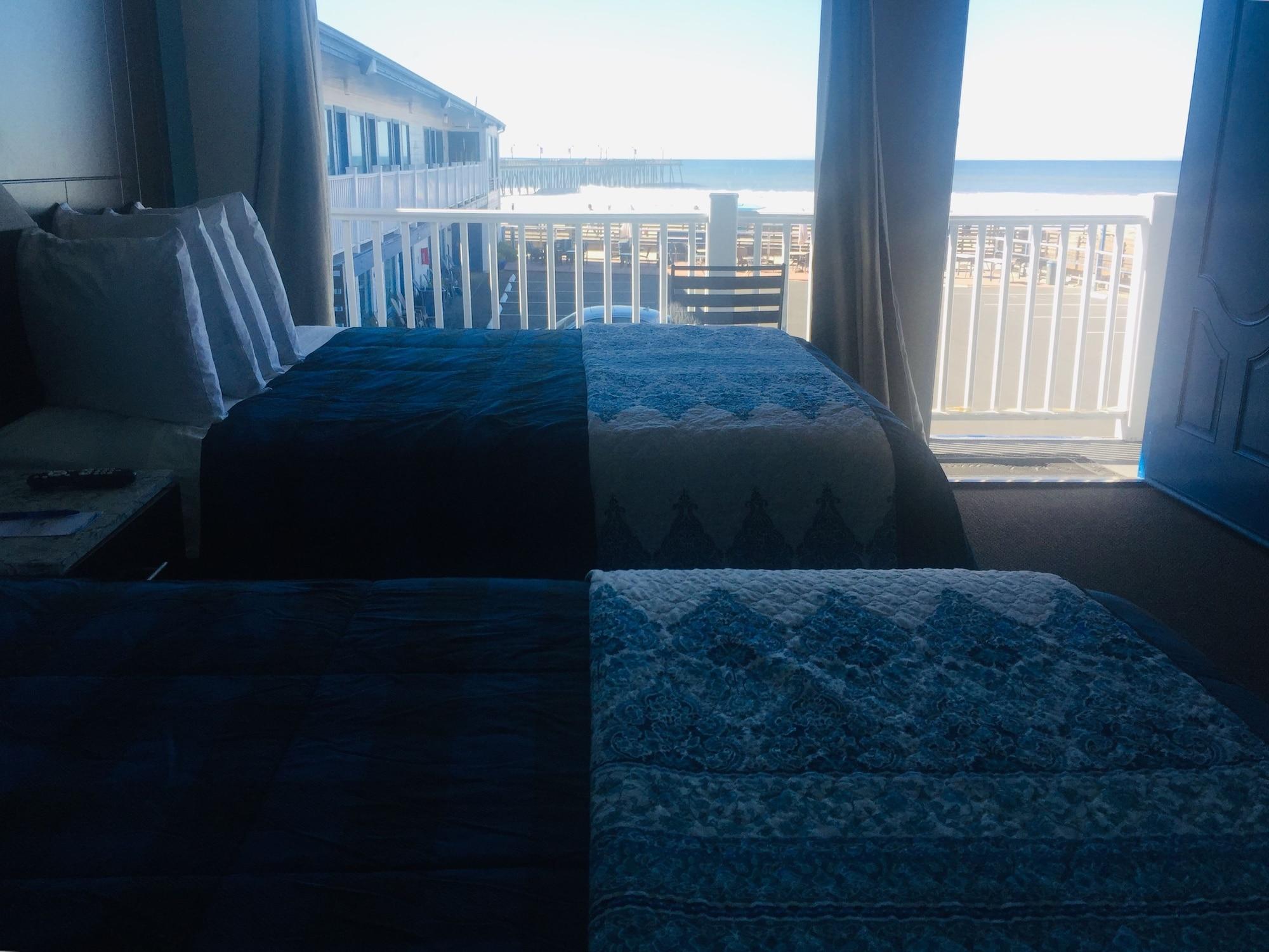 Dolphin Cove Motel 3*