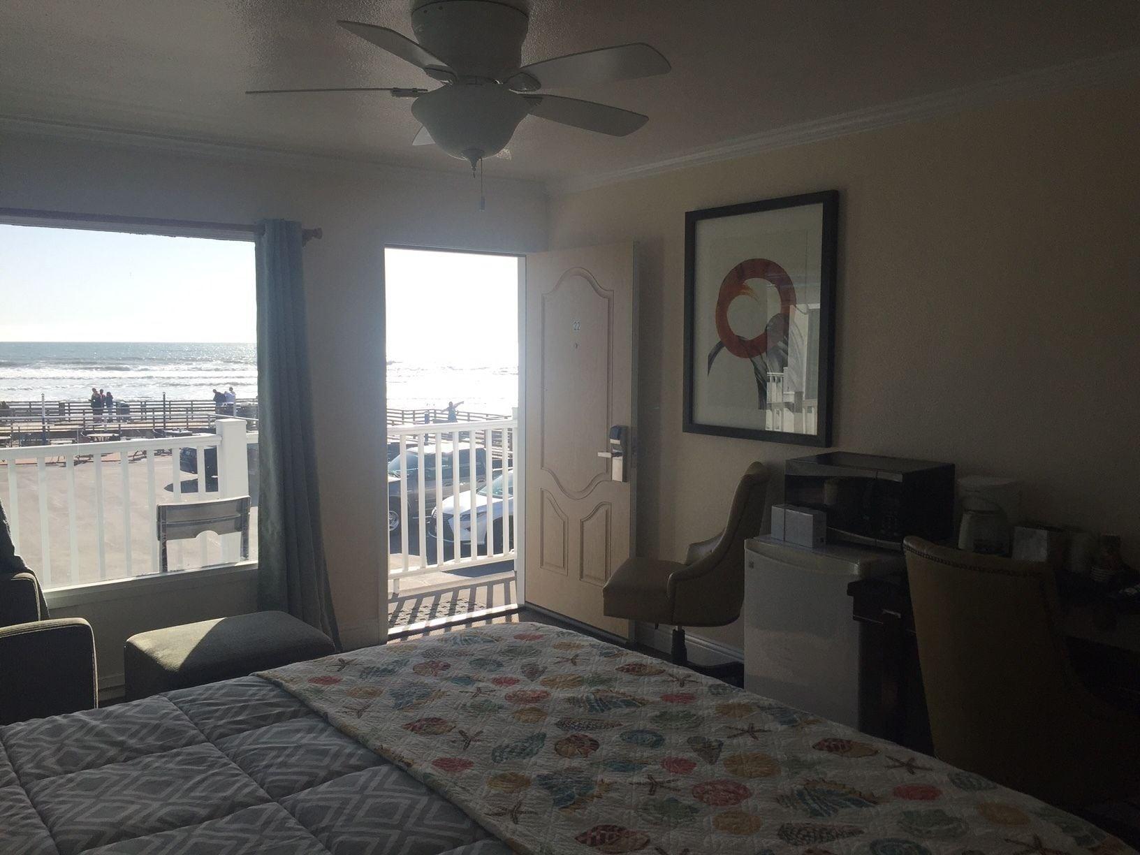 Motel Dolphin Cove 3*